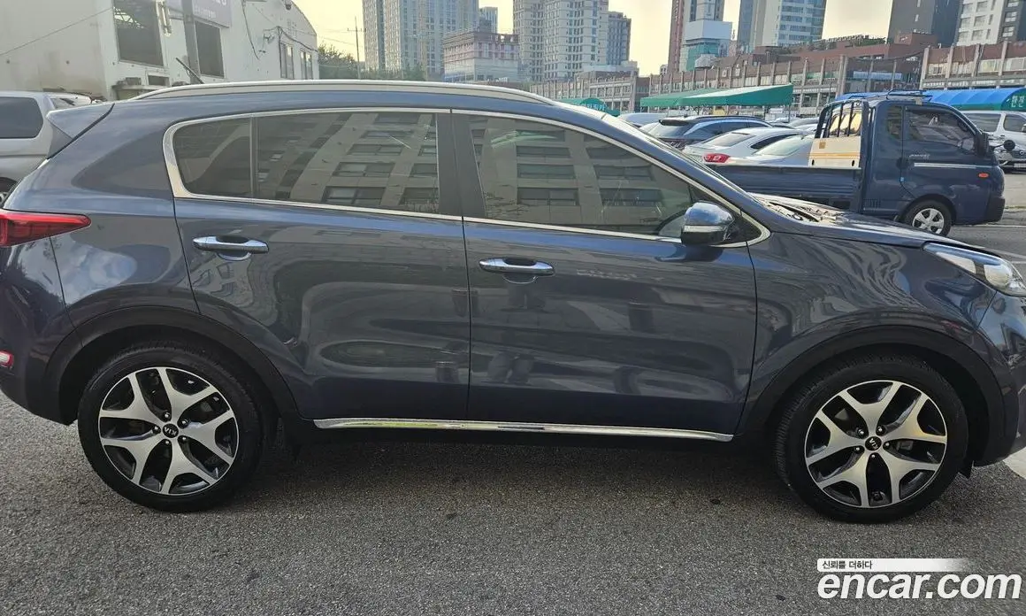 Kia Sportage 2016 2.0 автомат (гидро), фото 4