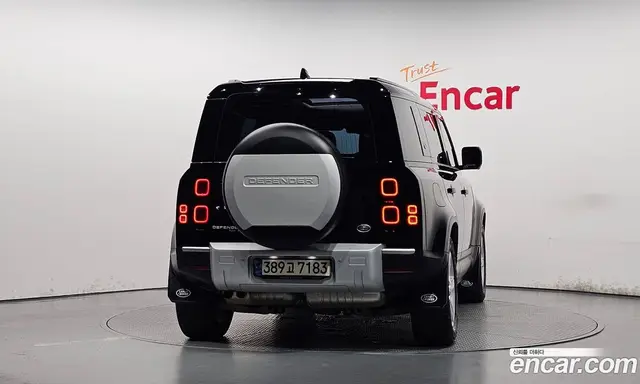 Land Rover Defender 2020 2.0 автомат (гидро), миниатюра 3