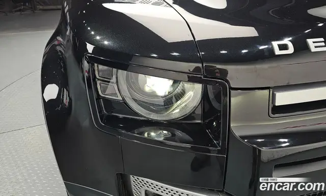 Land Rover Defender 2020 2.0 автомат (гидро), миниатюра 7