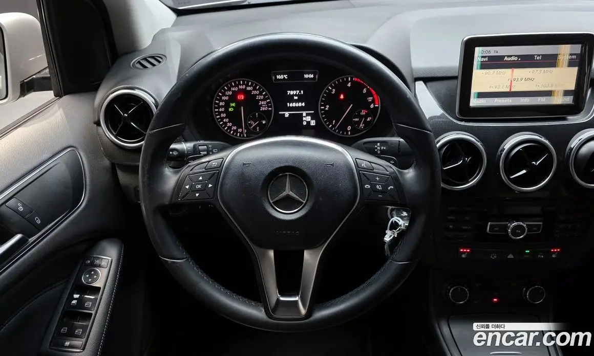 Mercedes-Benz B-Class 2013 1.8 автомат (гидро), фото 13 Mercedes-Benz B-Class 2013 1.8 автомат (гидро), фото 13