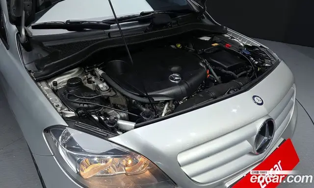 Mercedes-Benz B-Class 2013 1.8 автомат (гидро), миниатюра 6 Mercedes-Benz B-Class 2013 1.8 автомат (гидро), миниатюра 6