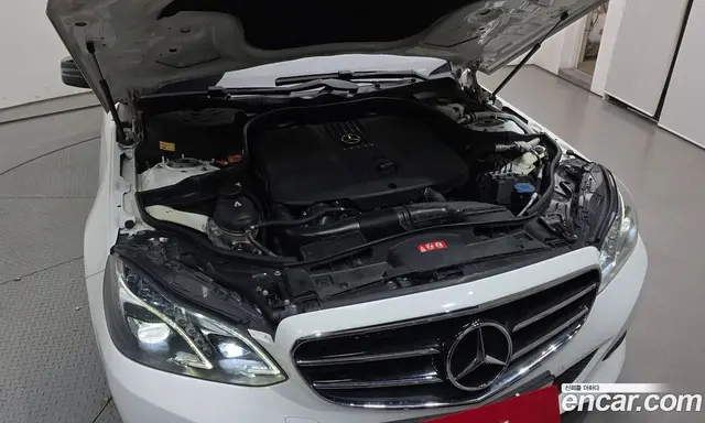 Mercedes-Benz E-Class 2016 2.1 автомат (гидро), миниатюра 6