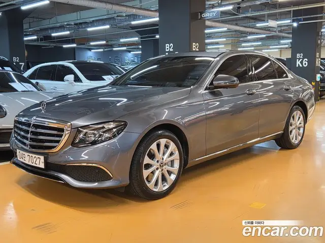 Mercedes-Benz E-Class 2018 2.0 автомат (гидро), миниатюра 2