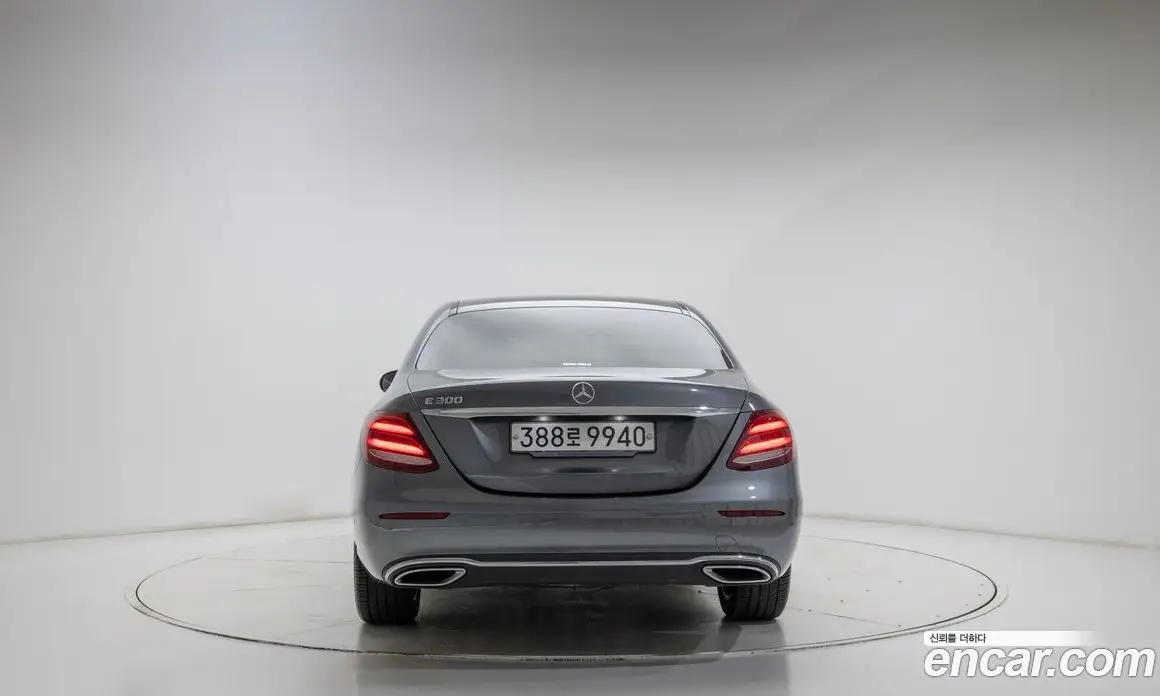 Mercedes-Benz E-Class 2020 2.0 автомат (гидро), фото 4