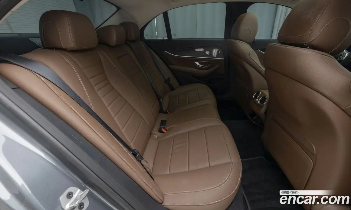 Mercedes-Benz E-Class 2020 2.0 автомат (гидро), фото 10