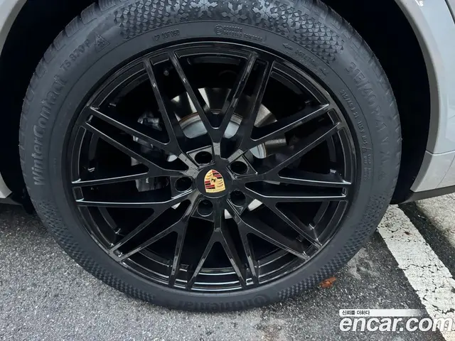 Porsche Cayenne 2024 3.0 автомат (гидро), миниатюра 10 Porsche Cayenne 2024 3.0 автомат (гидро), миниатюра 10