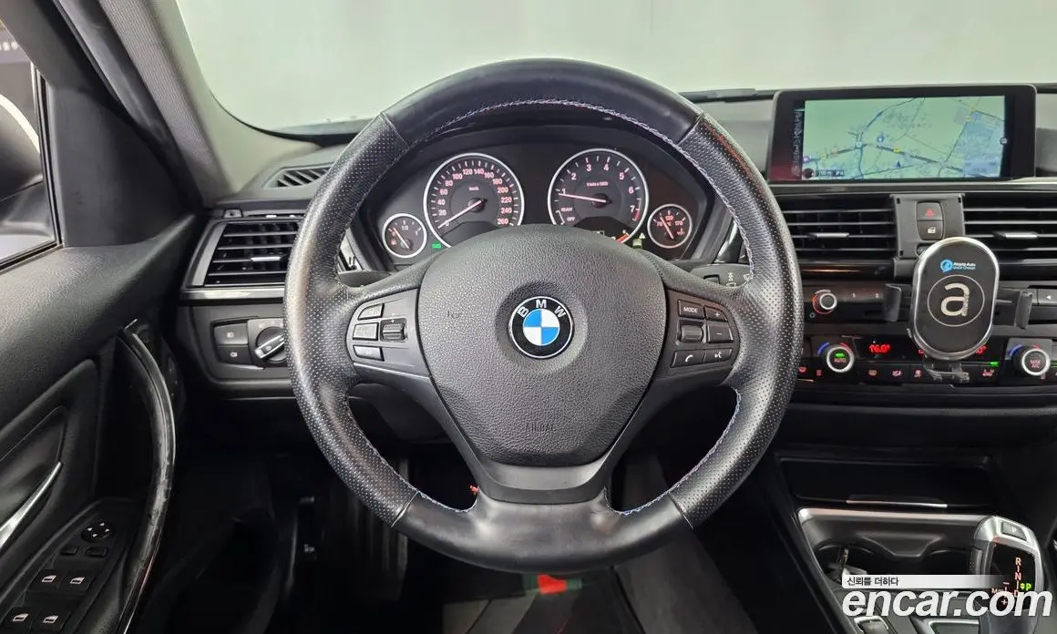 BMW 3 серия 2015 2.0 автомат (гидро), фото 13