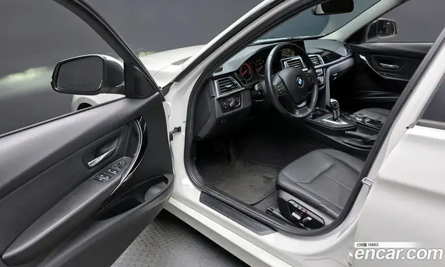 BMW 3 серия 2018 2.0 автомат (гидро), миниатюра 11