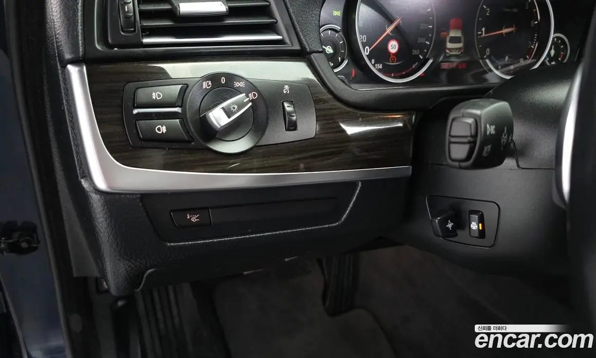 BMW 5 серия 2016 2.0 автомат (гидро), фото 18