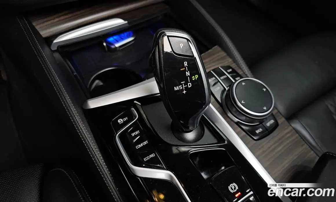 BMW 5 серия 2022 2.0 автомат (гидро), фото 11