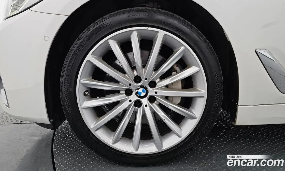 BMW 5 серия 2022 2.0 автомат (гидро), фото 4
