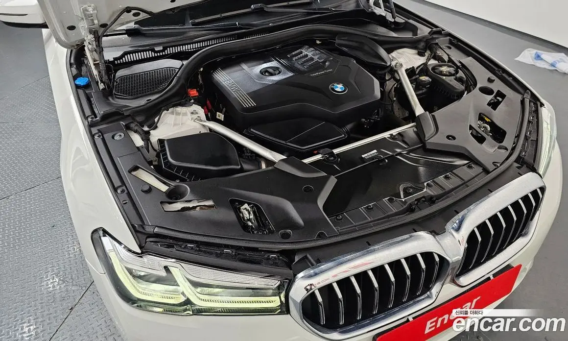 BMW 5 серия 2022 2.0 автомат (гидро), фото 5