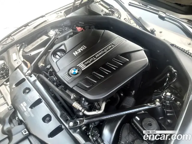 BMW 6 серия 2015 3.0 автомат (гидро), миниатюра 6 BMW 6 серия 2015 3.0 автомат (гидро), миниатюра 6