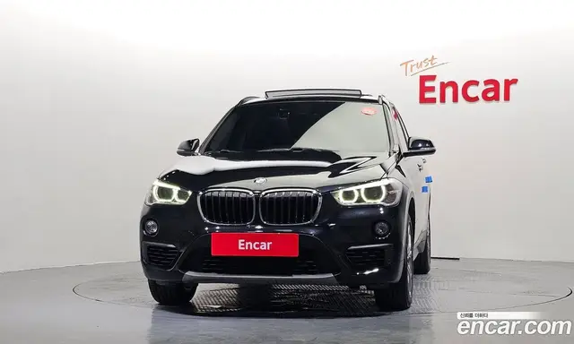 BMW X1 2018 2.0 автомат (гидро), миниатюра 3