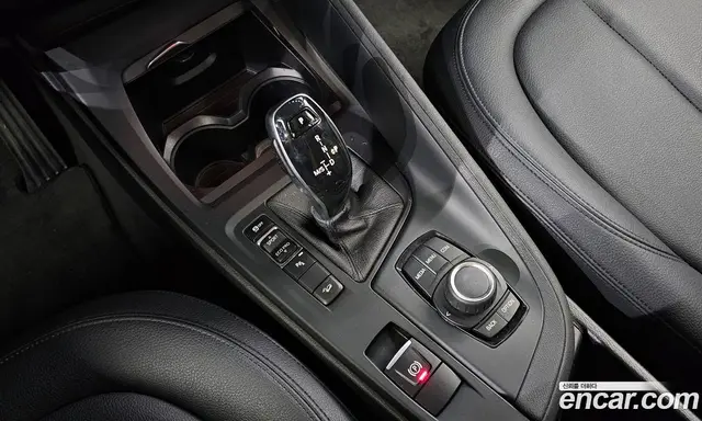 BMW X1 2018 2.0 автомат (гидро), миниатюра 9