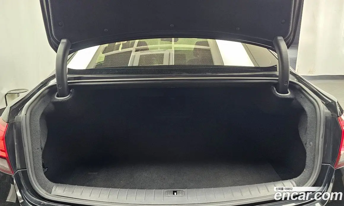 Hyundai Aslan 2015 3.3 автомат (гидро), фото 20