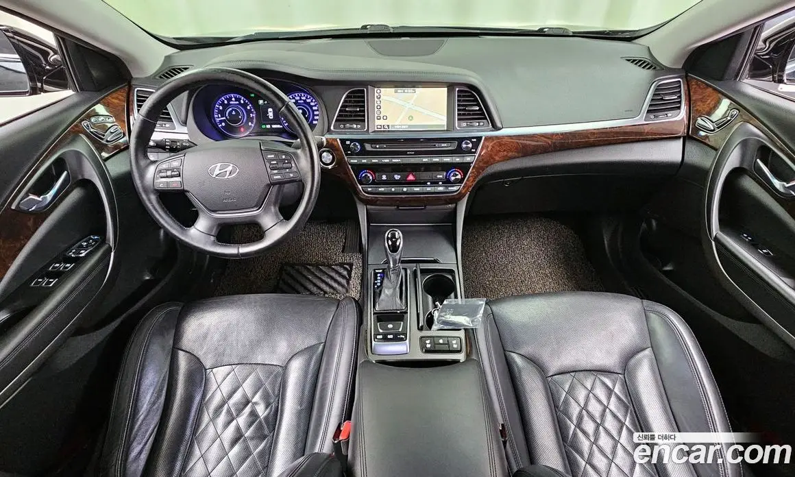 Hyundai Aslan 2015 3.3 автомат (гидро), фото 7