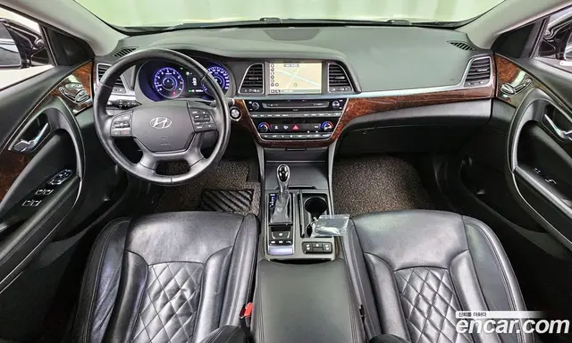 Hyundai Aslan 2015 3.3 автомат (гидро), миниатюра 7