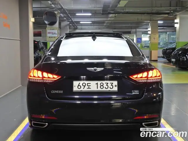 Hyundai Genesis 2014 3.8 автомат (гидро), миниатюра 4
