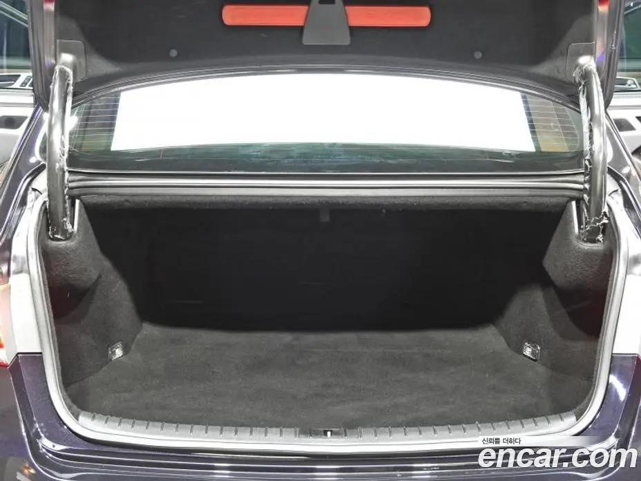 Hyundai Genesis 2014 3.8 автомат (гидро), фото 5