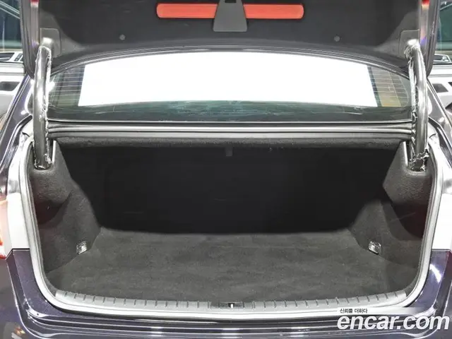 Hyundai Genesis 2014 3.8 автомат (гидро), миниатюра 5