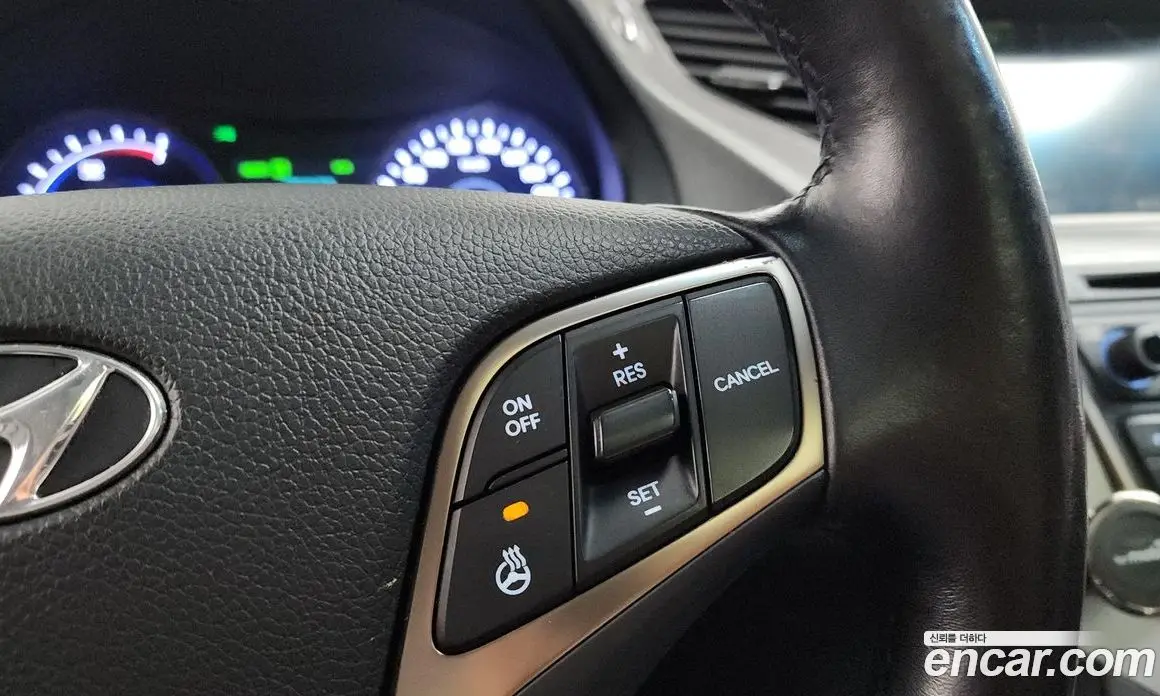 Hyundai Grandeur 2015 2.4 автомат (гидро), фото 14