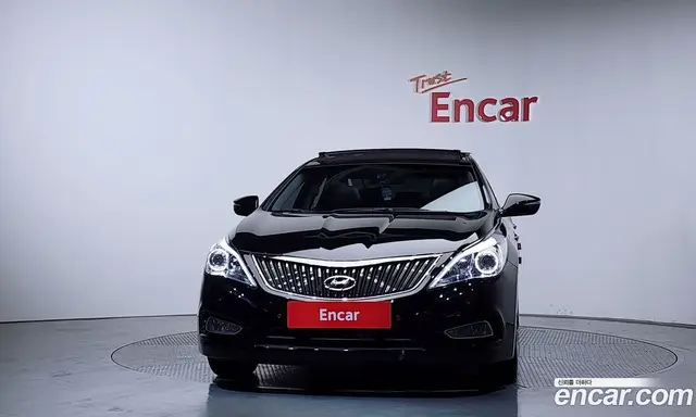Hyundai Grandeur 2015 2.4 автомат (гидро), миниатюра 3