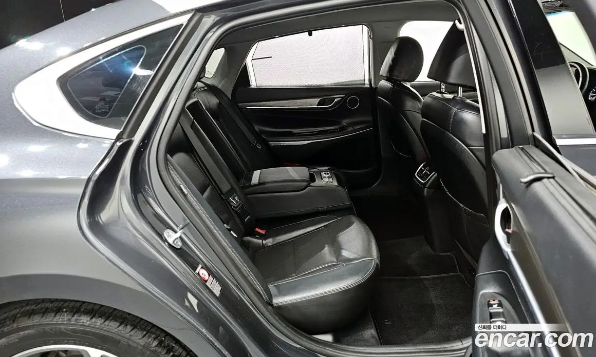 Hyundai Grandeur 2017 2.4 автомат (гидро), фото 11 Hyundai Grandeur 2017 2.4 автомат (гидро), фото 11