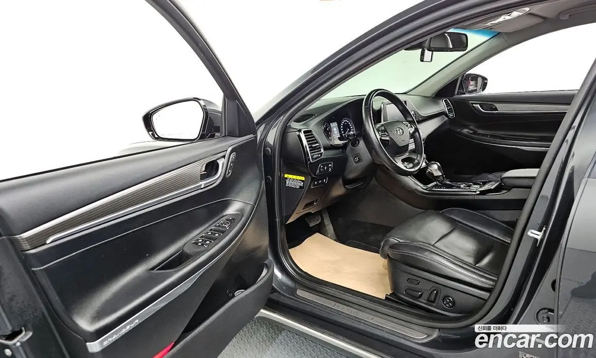 Hyundai Grandeur 2017 2.4 автомат (гидро), фото 10 Hyundai Grandeur 2017 2.4 автомат (гидро), фото 10