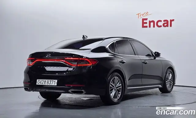 Hyundai Grandeur 2017 2.2 автомат (гидро), миниатюра 2