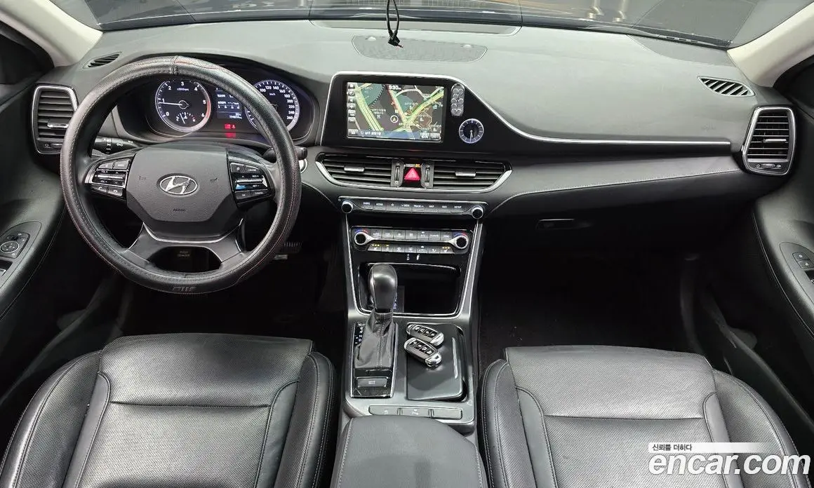 Hyundai Grandeur 2017 2.2 автомат (гидро), фото 7
