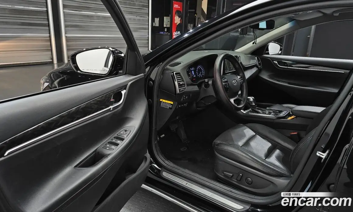 Hyundai Grandeur 2017 2.2 автомат (гидро), фото 10