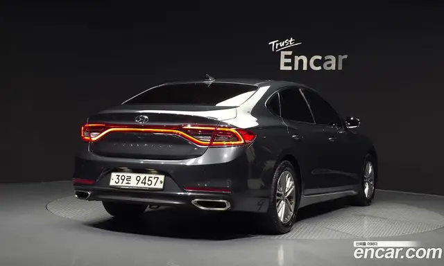 Hyundai Grandeur 2018 2.4 автомат (гидро), миниатюра 2 Hyundai Grandeur 2018 2.4 автомат (гидро), миниатюра 2