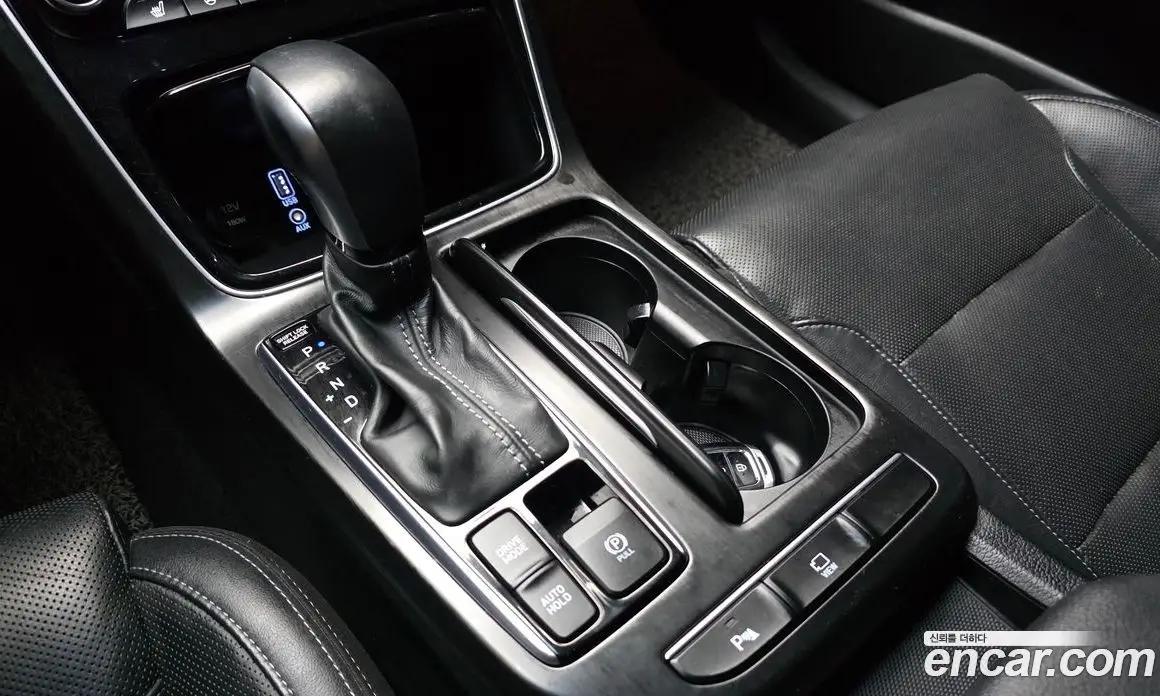 Hyundai Grandeur 2018 2.4 автомат (гидро), фото 12 Hyundai Grandeur 2018 2.4 автомат (гидро), фото 12