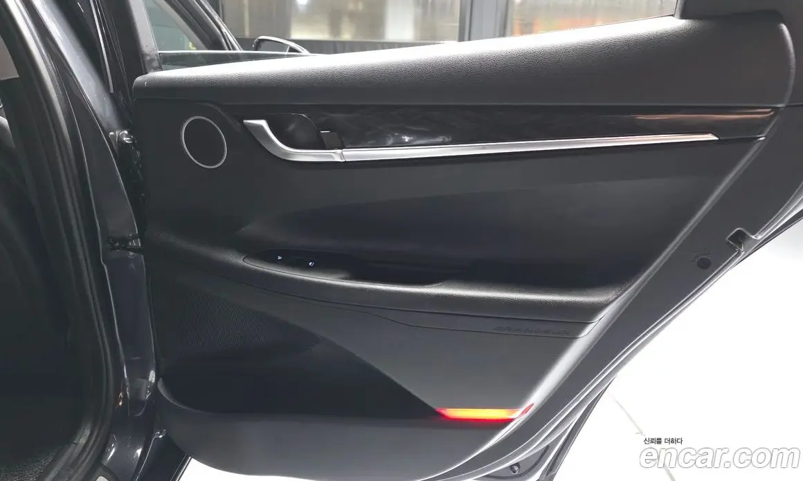 Hyundai Grandeur 2018 2.4 автомат (гидро), фото 15 Hyundai Grandeur 2018 2.4 автомат (гидро), фото 15
