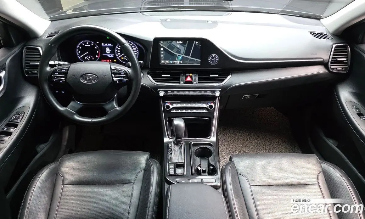 Hyundai Grandeur 2018 2.4 автомат (гидро), фото 10 Hyundai Grandeur 2018 2.4 автомат (гидро), фото 10
