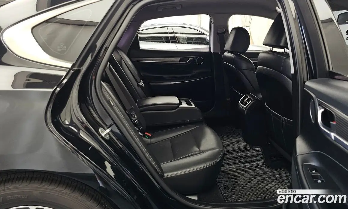 Hyundai Grandeur 2019 2.4 автомат (гидро), фото 12 Hyundai Grandeur 2019 2.4 автомат (гидро), фото 12