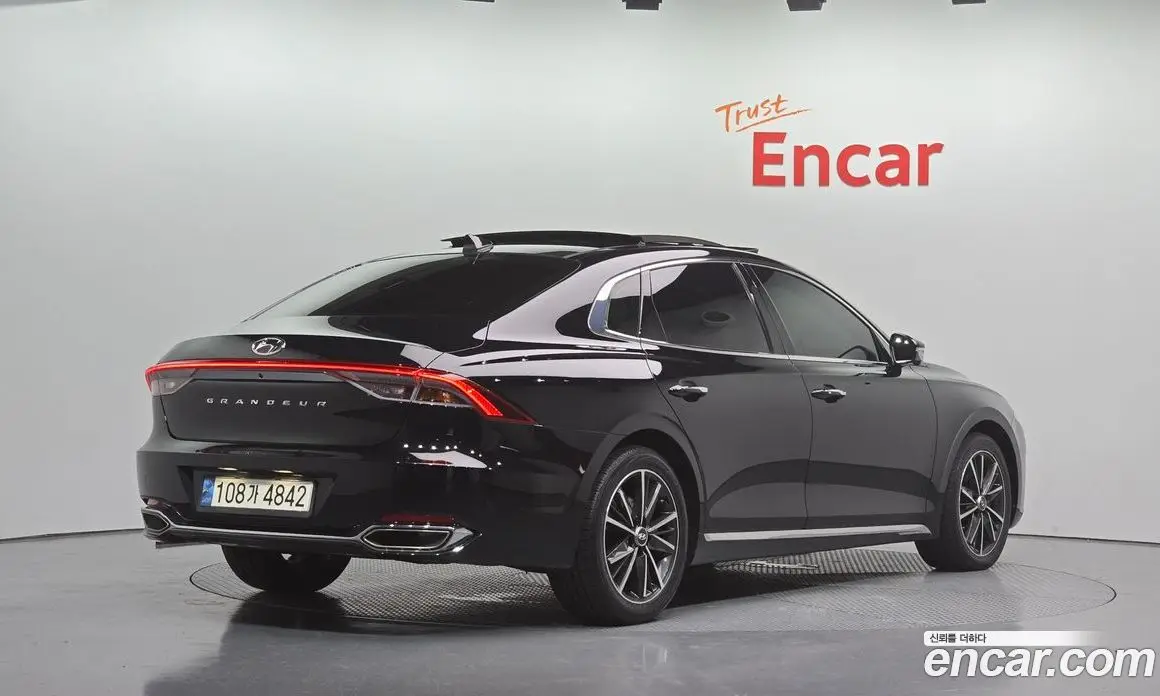 Hyundai Grandeur 2021 2.5 автомат (гидро), фото 1 Hyundai Grandeur 2021 2.5 автомат (гидро), фото 1