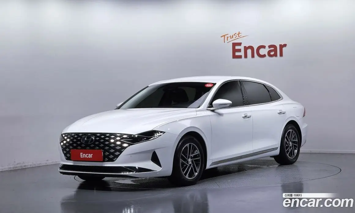 Hyundai Grandeur 2022 2.5 автомат (гидро), фото 1 Hyundai Grandeur 2022 2.5 автомат (гидро), фото 1