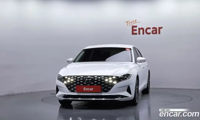Hyundai Grandeur 2022 2.5 автомат (гидро), миниатюра 3 Hyundai Grandeur 2022 2.5 автомат (гидро), миниатюра 3