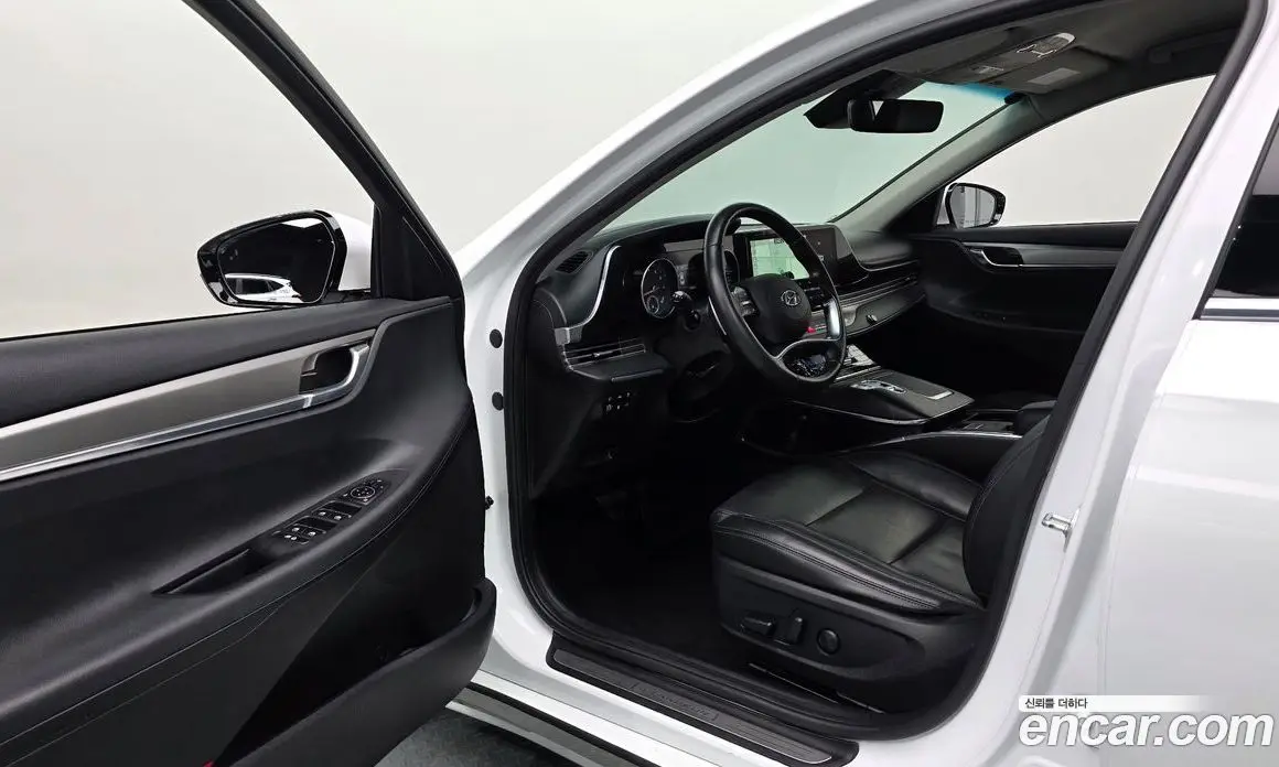 Hyundai Grandeur 2022 2.5 автомат (гидро), фото 10 Hyundai Grandeur 2022 2.5 автомат (гидро), фото 10
