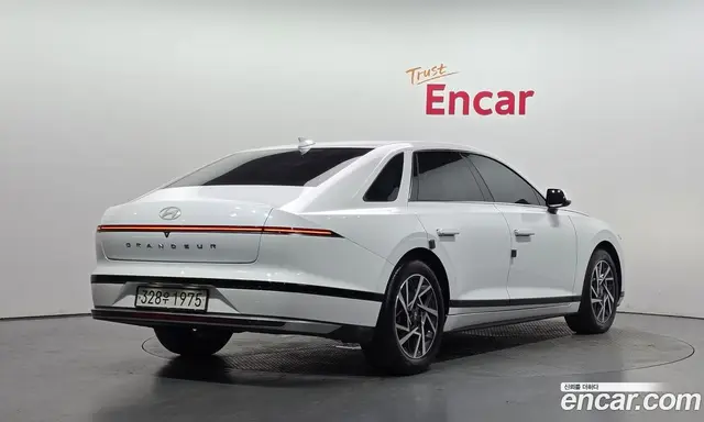 Hyundai Grandeur 2023 3.5 автомат (гидро), миниатюра 2