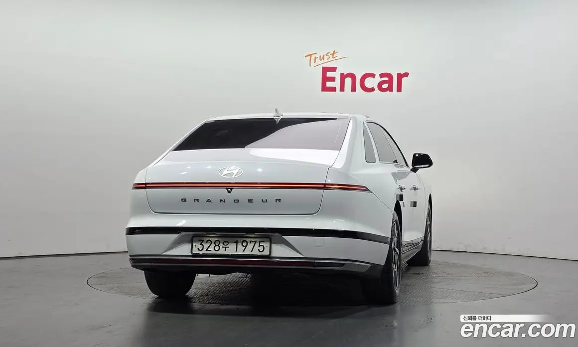 Hyundai Grandeur 2023 3.5 автомат (гидро), фото 4