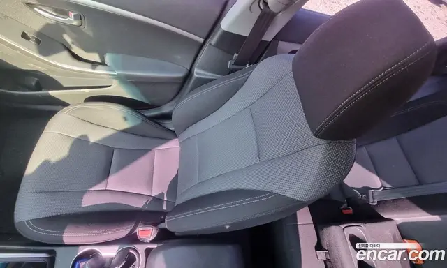 Hyundai i30 2012 1.6 автомат (гидро), миниатюра 10