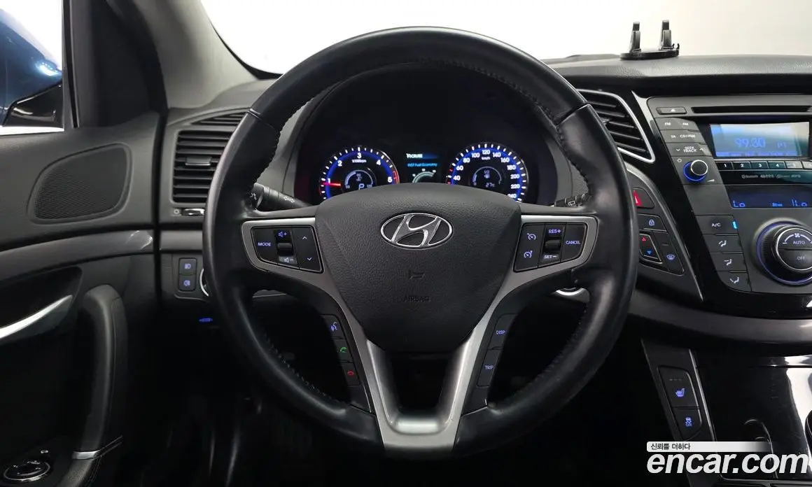 Hyundai i40 2015 1.7 автомат (гидро), фото 13