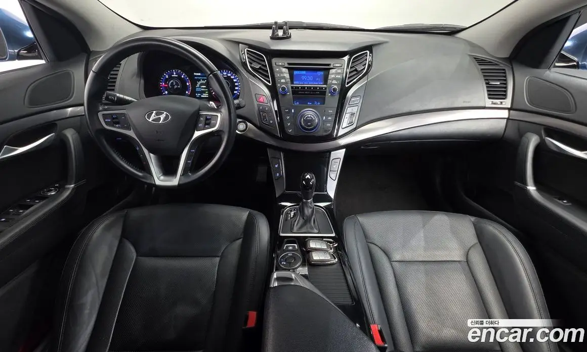 Hyundai i40 2015 1.7 автомат (гидро), фото 7