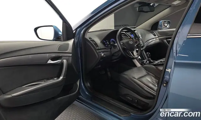 Hyundai i40 2015 1.7 автомат (гидро), миниатюра 10