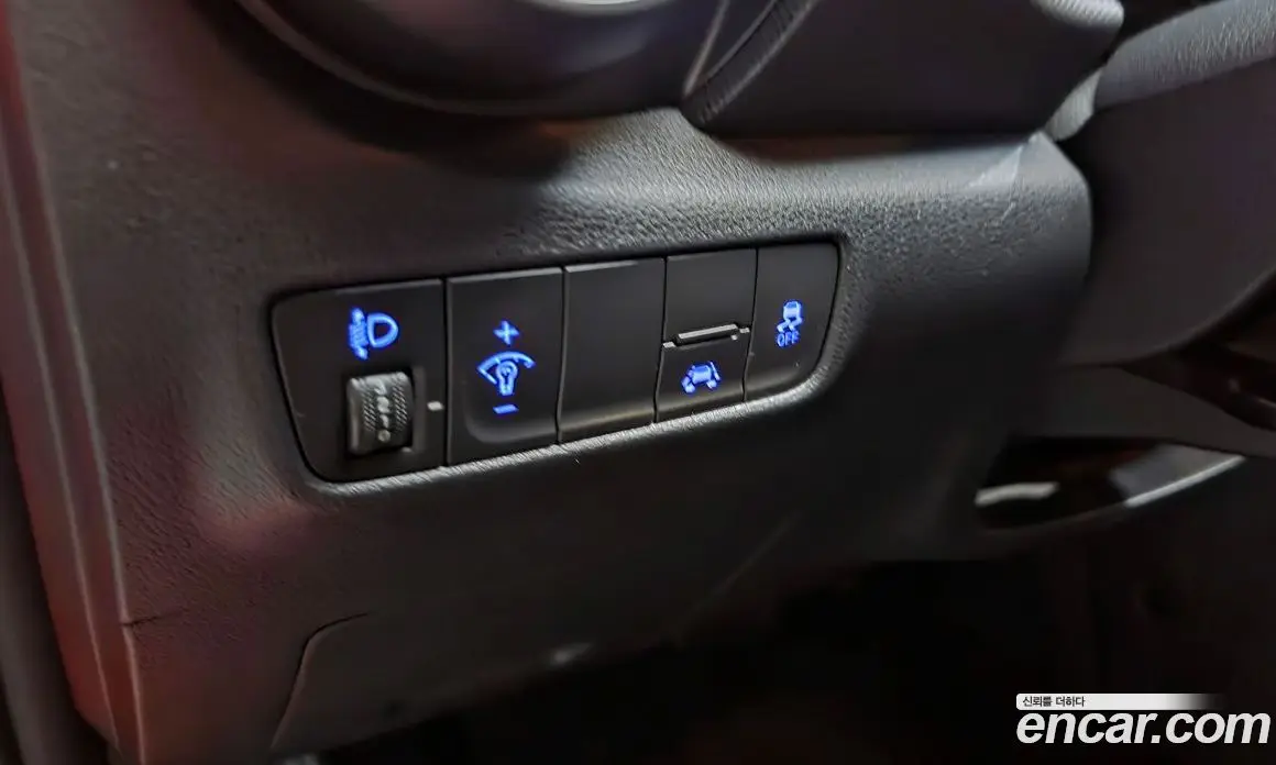 Hyundai Kona 2020 1.6 автомат (гидро), фото 18