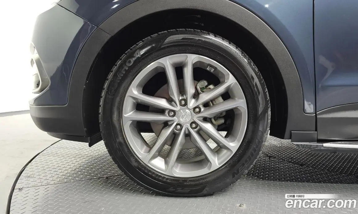 Hyundai Santa Fe 2015 2.0 автомат (гидро), фото 5 Hyundai Santa Fe 2015 2.0 автомат (гидро), фото 5