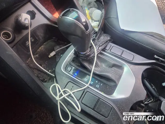 Hyundai Santa Fe 2015 2.0 автомат (гидро), миниатюра 9